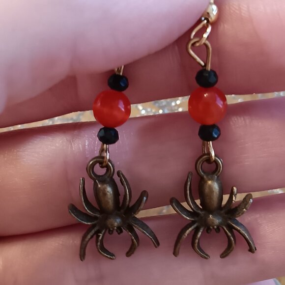 Handmade Spider Cats Eyes Gemstone Earrings - Picture 3 of 4